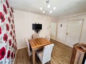 Dining Room - click for photo gallery